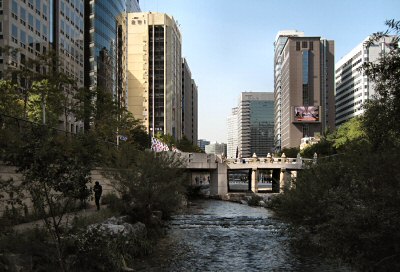 Cheonggyecheon Stream in downtown Seoul
