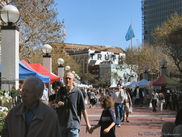Farmers Market, UN Plaza, San Francisco.